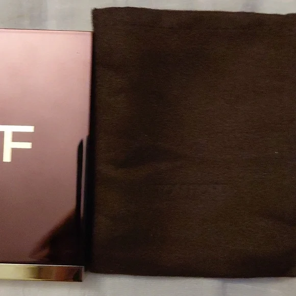 New In Box Tom Ford Translucent Finishing Powder